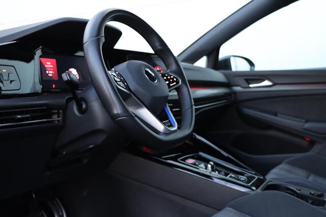 Volkswagen GOLF 1.4 TSI eHybrid 245pk DSG6 | Trekhaak | Voor+Achterstoelverwarming | Stuurverwarming | Camera