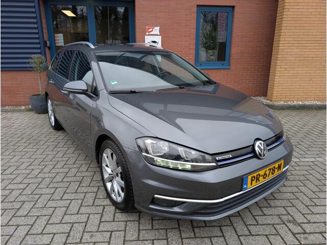 Volkswagen GOLF 1.5 TSI HIGHLINE, adaptieve cruise, Virtual Cockpit, airco, PDC, Carplay, 4 Nieuwe All Season Banden.