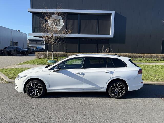 Volkswagen GOLF Variant 1.0 eTSI Life Memory seat, LED, Carplay