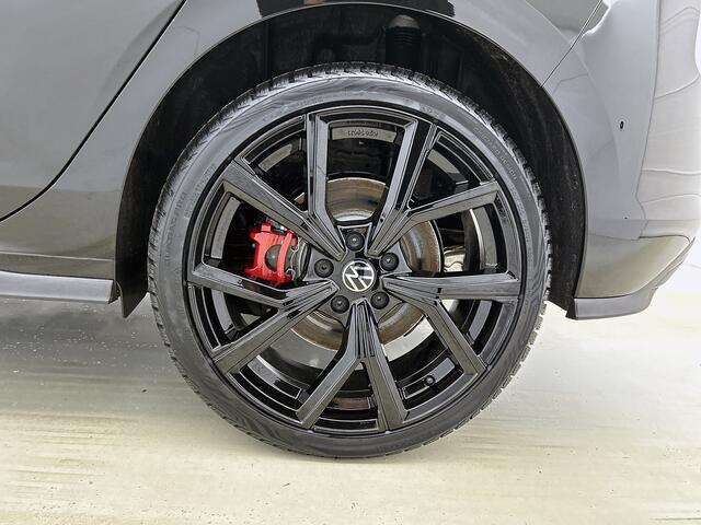Volkswagen GOLF 1.5 eHybrid GTE Blackstyle, Pano, 19" Carplay, 360* Camera