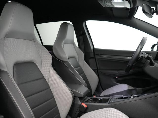 Volkswagen GOLF 1.4 eHybrid GTE | Leer | IQ Light | Trekhaak | ACC |