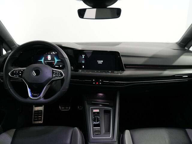 Volkswagen GOLF 1.4 eHybrid GTE | Leer | IQ Light | Trekhaak | ACC |