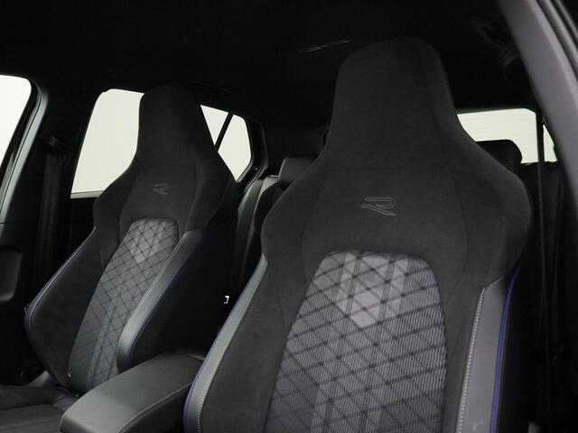 Volkswagen GOLF 1.5e TSI 150PK R-Line DSG · Navigatie · Camera + Parkeersensoren · Apple/Android · Garantie t/m 11-11-2026