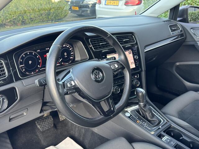 Volkswagen GOLF 7,5 1.5 TSI 150pk DSG / Aut. Highline Panoramadak Virtual full Led 120dkm!!