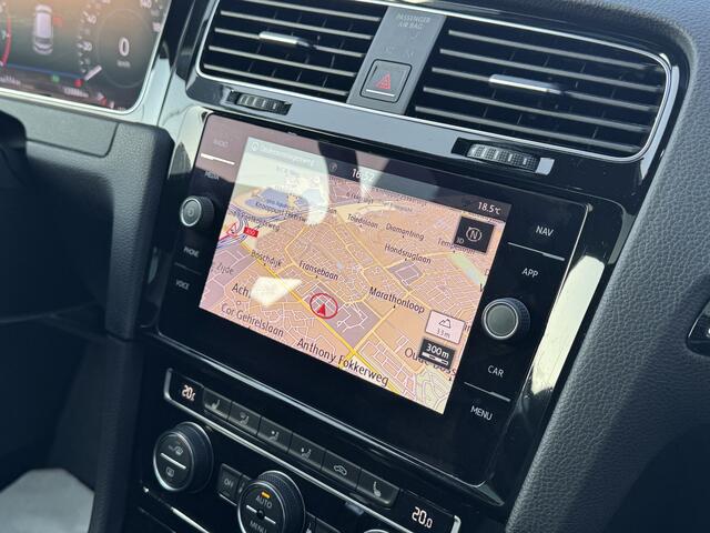 Volkswagen GOLF 7,5 1.5 TSI 150pk DSG / Aut. Highline Panoramadak Virtual full Led 120dkm!!