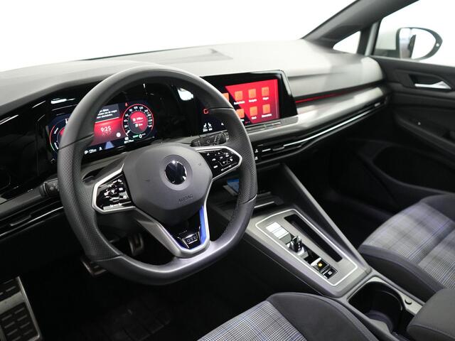 Volkswagen GOLF 1.4 eHybrid GTE | ACC | Camera | Comfort pakket | IQ Drive |