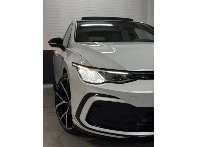 Volkswagen GOLF 1.5 eTSI 2x R-Line!! Pano, iQ Drive, Stuurvw