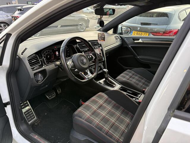 Volkswagen GOLF 2.0 TSI GTI Performance 245pk | Virtual Cockpit | Stoelverwarming | Achteruitrijcamera | Adaptive Cruise |