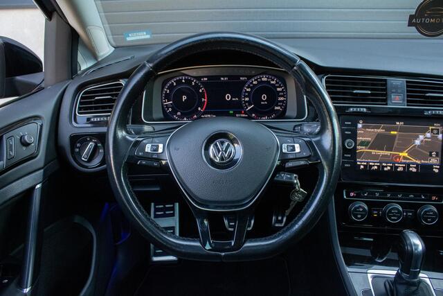 Volkswagen GOLF 1.4 TSI Highline Business Panoramadak Camera Virtuele cockpit Stoelverwarming