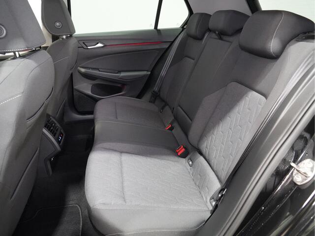 Volkswagen GOLF 1.5 eHybrid 204pk Life Edition Clima Camera 18"velgen Privacy glas 132