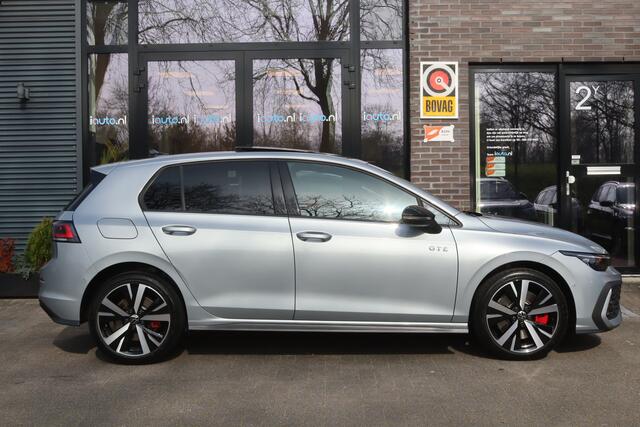 Volkswagen GOLF 1.5 eHybrid 272pk GTE Black Style Pano/Leder/IQ.Light/360/Head-up/DCC/Keyless/Elek. stoel+mem/Dodehoek/Trekhaak wegkl.