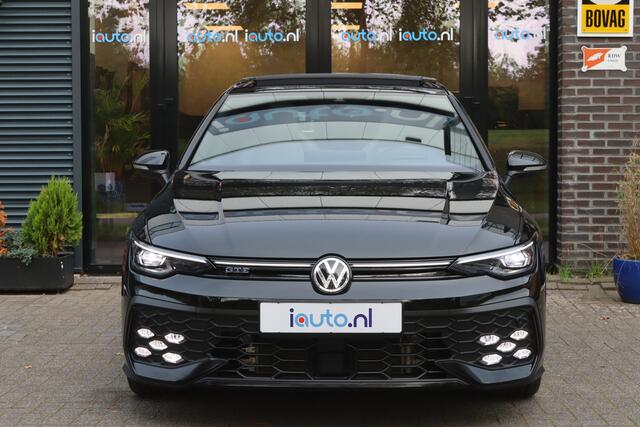 Volkswagen GOLF 1.5 eHybrid 272pk GTE Black Style Pano/Leder/IQ.Light/camera/Head-up/DCC/Keyless/Dodehoek/Elek. stoel+mem/Trekhaak wegkl.
