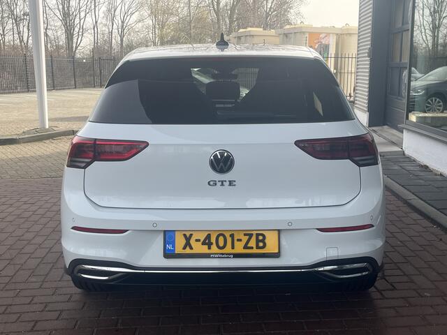 Volkswagen GOLF 1.4 DSG eHybrid GTE / Achteruitrij camera / Stoel verwarming / Navigatie / 18'' LMV