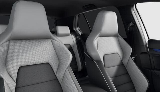 Volkswagen GOLF 1.5 eHybrid 272PK DSG GTE / Black Style / Panoramadak / Leer / Head-Up Display / 18'' LMV / VW