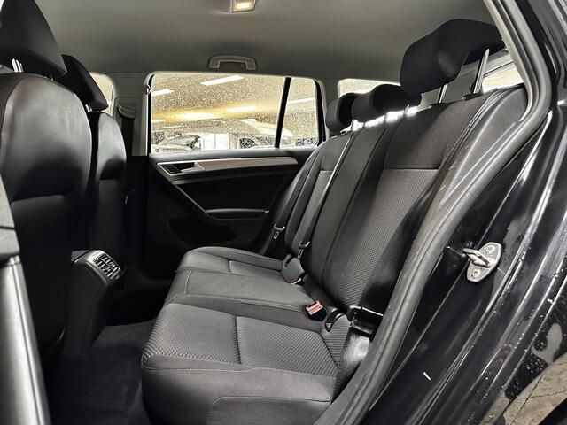 Volkswagen GOLF Variant 1.0 TSI Trendline /D-Riem Verv. 187.000KM! /Apple + Android /DAB+! /Navi /Climat /Cruise /Elek. pakket /Bluetooth /LED Dagrijverl. /PDC V+A /Dakrails /Isofix /Armsteun.