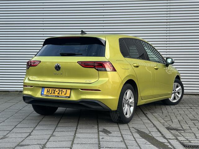 Volkswagen GOLF 1.0 eTSI Life | Adpt. Cruise | LED | Carplay |