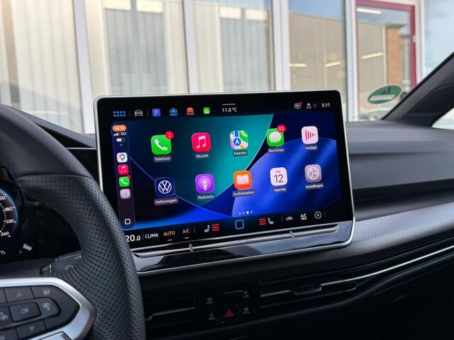 Volkswagen GOLF 1.5 TSI R-Line Edition 150 PK I Adapt. Cruise I Camera I Carplay I LED I Alcantara