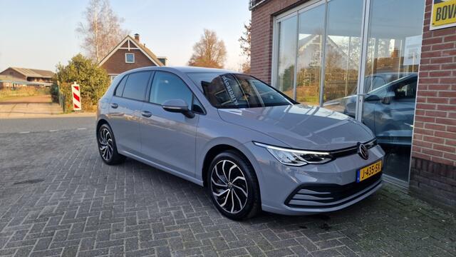 Volkswagen GOLF 1.5 TSI Life, PDC, NL Auto!
