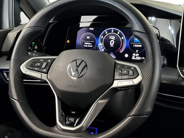 Volkswagen GOLF Variant 1.5 150pk eTSI R-Line Edition Verwarmbare voorstoelen | Achteruitrijcamera | Stuurwielverwarming