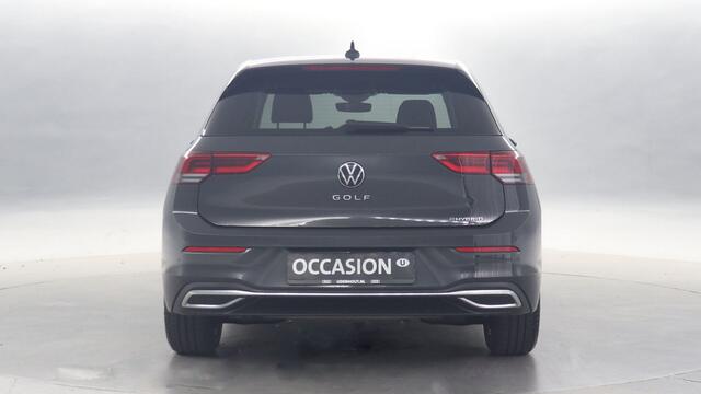 Volkswagen GOLF 1.4 TSI eHybrid 204pk PHEV Style Memory Travel Assist Side Assist 199