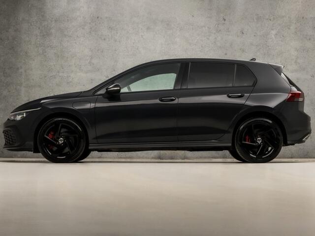 Volkswagen GOLF 1.4 eHybrid GTE 245Pk Automaat (APPLE CARPLAY, GROOT NAVI, GETINT GLAS, KEYLESS, SPORTSTOELEN, PARKEERSENSOREN, SFEERVERLICHTING, CRUISE, NIEUWSTAAT)