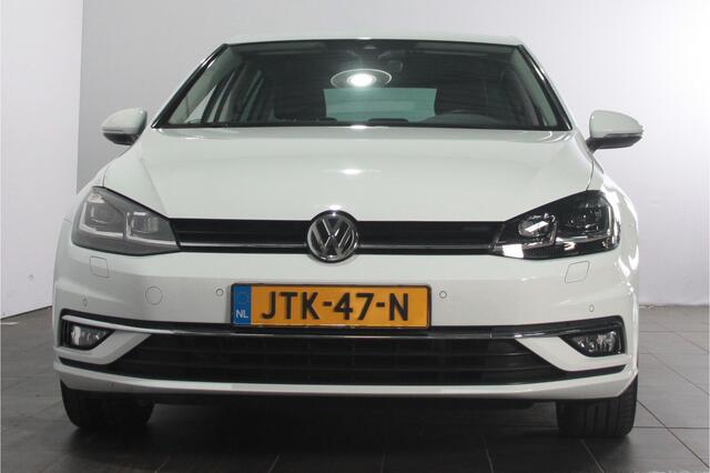 Volkswagen GOLF 1.5 TSI Highline - Navi / Camera / Dodehoek / ErgoComfort