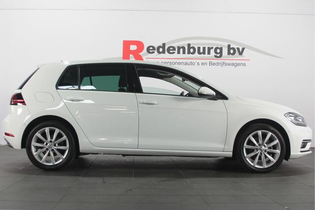 Volkswagen GOLF 1.5 TSI Highline - Navi / Camera / Dodehoek / ErgoComfort