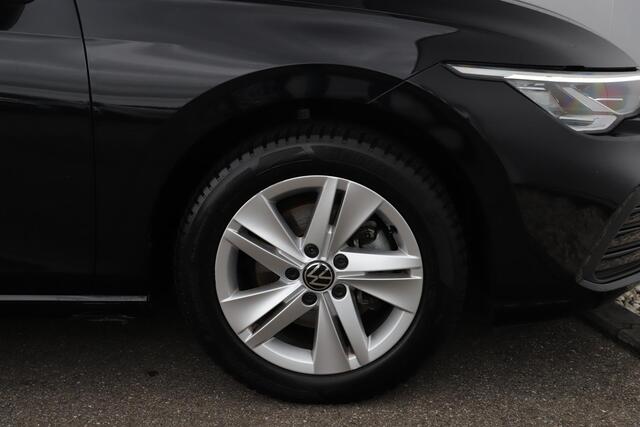 Volkswagen GOLF Variant 1.0 TSI Life 110PK Trekhaak Navigatie Achteruitrijcamera Carplay Android Adaptive Cruise