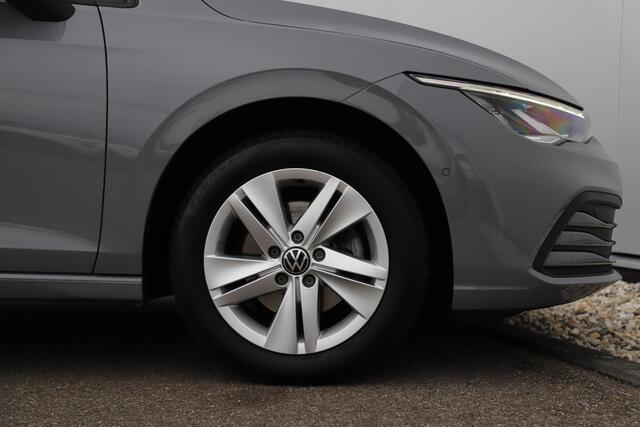 Volkswagen GOLF 1.0 TSI Life 110PK Navigatie Achteruitrijcamera Carplay Android Adaptive Cruise Sfeerverlichting