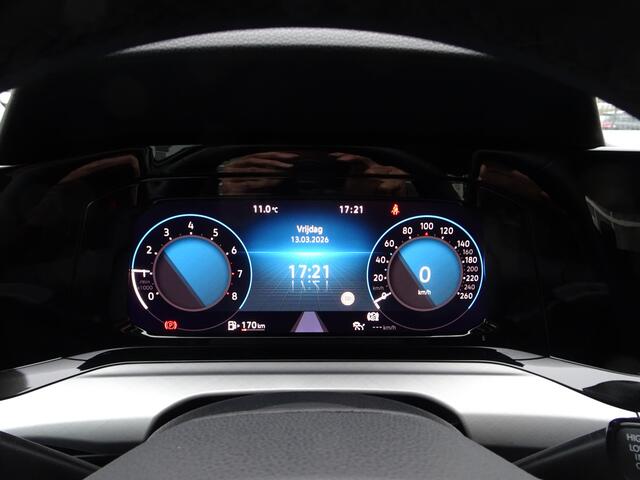 Volkswagen GOLF 1.0 TSI Life Business Automatische airco, navigatie, apple carplay, android auto, licht metalen velgen, parkeersensoren voor en achter, elektrisch verstelbare stoel, enz.