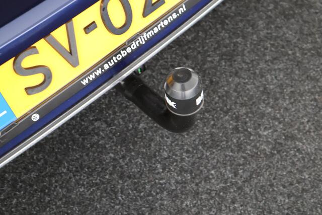 Volkswagen GOLF 1.5 TSI 130pk Highline Trekhaak Virtual Cockpit Navigatie