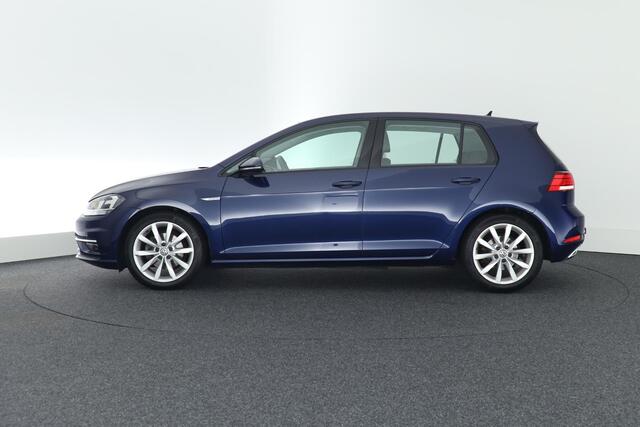 Volkswagen GOLF 1.5 TSI 130pk Highline Trekhaak Virtual Cockpit Navigatie