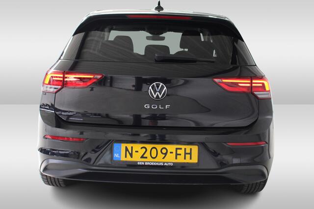 Volkswagen GOLF 1.5 TSI Life Business Navigatie | Camera | El. verstelbare bestuurdersstoel | Stuurverwarming