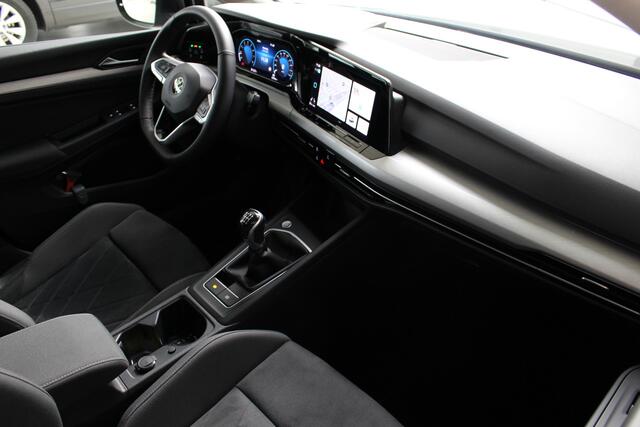 Volkswagen GOLF 1.5 TSI Life Business Navigatie | Camera | El. verstelbare bestuurdersstoel | Stuurverwarming