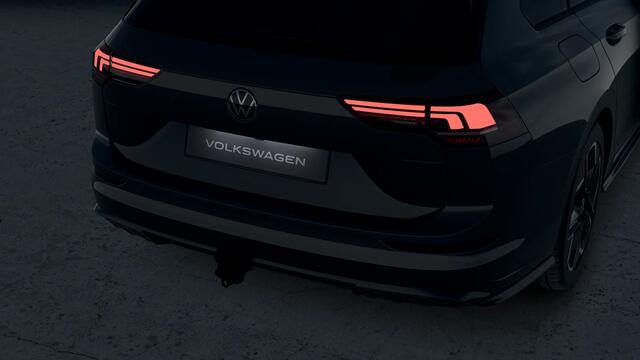 Volkswagen GOLF Variant 1.5 eTSI 150 7DSG R-Line Edition Automaat