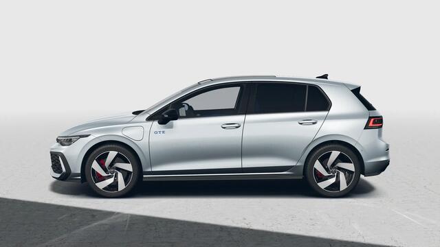 Volkswagen GOLF 1.5 eHybrid 272 6DSG GTE Automaat | Panoramisch schuif-, kanteldak, elektrisch bedienbaar