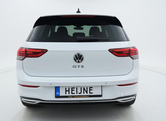 Volkswagen GOLF GTE 245PK HYBRID SPORT CARPLAY/ACC/SFEERVERL/STUURVERW.