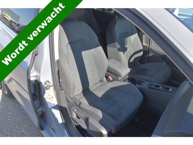 Volkswagen GOLF 1.4 eHybrid Style , VIRTUAL COCKPIT , NAVI , CLIMATR , CR CONTR , A UITRIJ CAM , PDC V+A ,
