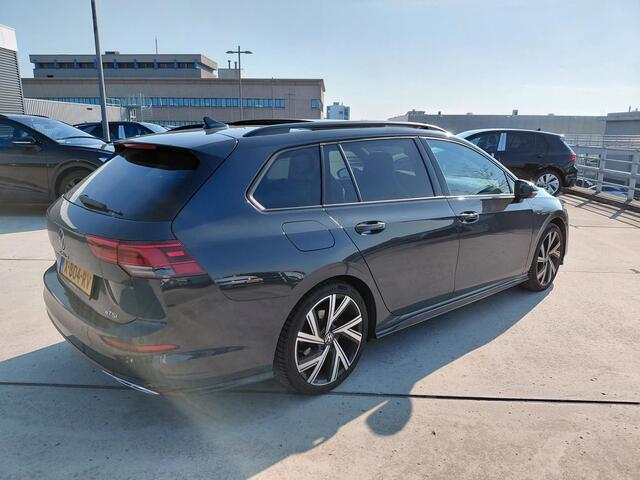 Volkswagen GOLF Variant 1.5 eTSI R-Line Business | Panoramadak | 18" |