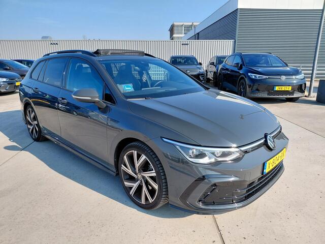 Volkswagen GOLF Variant 1.5 eTSI R-Line Business | Panoramadak | 18" |