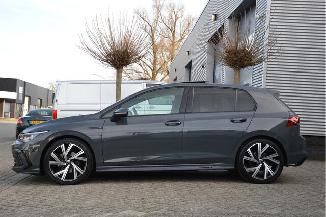 Volkswagen GOLF 1.5 eTSI R-Line PANORAMA | H&K | LED | CAMERA