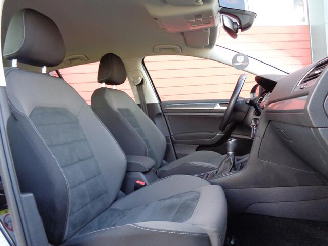 Volkswagen GOLF 1.0 TSI Comfortline Business 116PK Clima Cruise Navi LMV NL-Auto