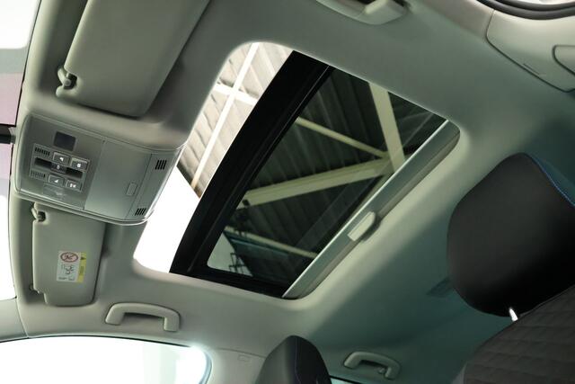 Volkswagen GOLF 1.5 TSI Highline JOIN Panorama / Opendak / DSG / Dynamic LED / Navi