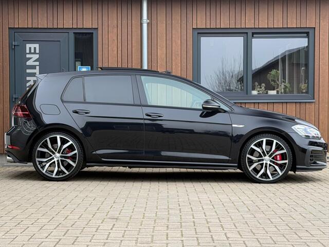 Volkswagen GOLF 2.0 TSI GTI DSG Pano Camera Dynaudio Honeycom.