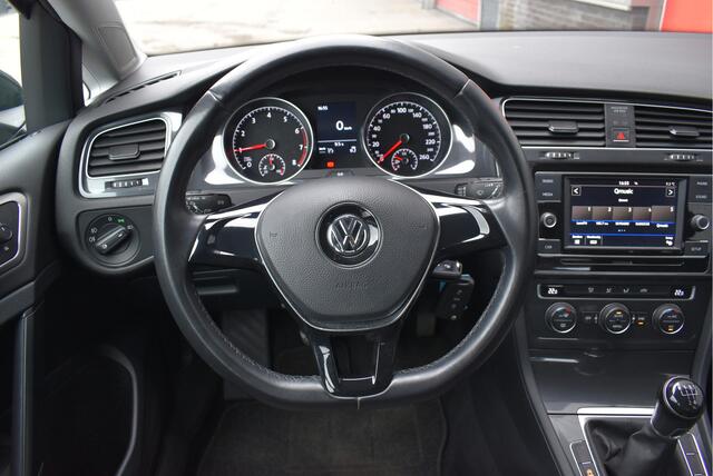 Volkswagen GOLF 1.0 TSI Trendline Cruise, Trekhaak, Climatronic, Origineel NL