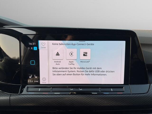 Volkswagen GOLF 1.0 eTSI Life Business Aut- Stuur/Stoelverwarming, Camera, Carplay, Android Auto, Sfeerverlichting, Ada Cruise