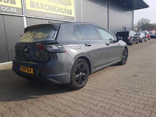 Volkswagen GOLF 1.5 TSI Style