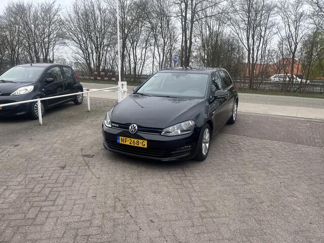 Volkswagen GOLF 1.0 TSI Connected Series CAMERA CARPLAY NAVI CRUISE