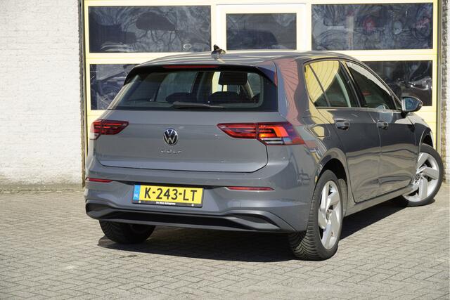 Volkswagen GOLF 1.0 TSI 5drs Edition BJ2021 Lmv 17" | Led V+A | Pdc | App-Connect | Virtual cockpit | Climate control | Cruise control | Getint glas