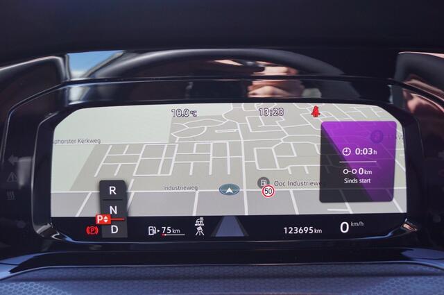 Volkswagen GOLF GTI Clubsport 2.0 TSI (300pk) DSG IQ Light/Pano/Keyless/Camera/ACC/Black style